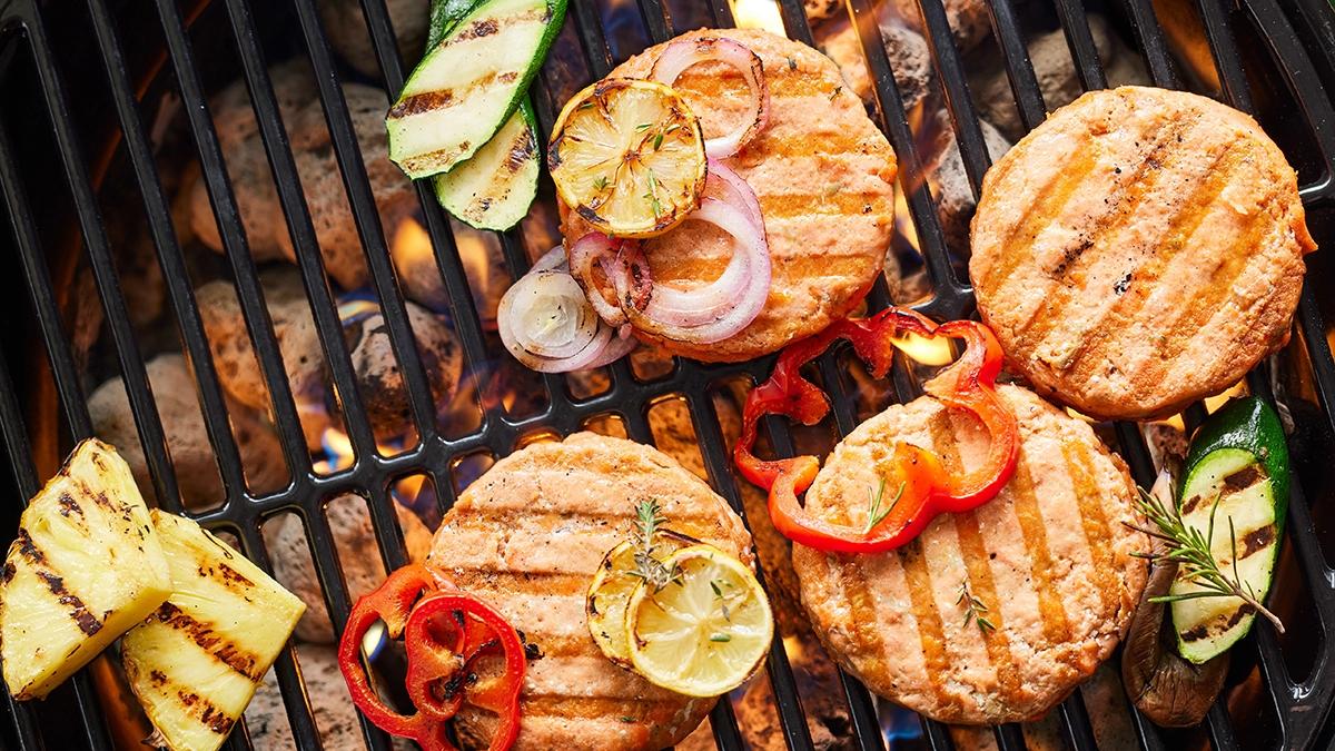 grillling recipes salmon burgers